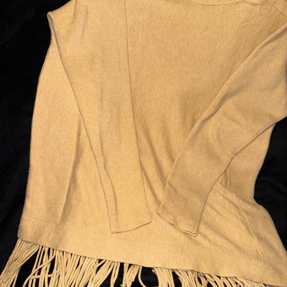 Lilly Pulitzer Yellow Crew Neck Sweater with Fringe - Picture 6 of 12